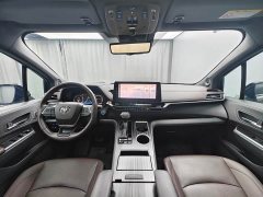 Toyota Sienna 2021 2.5L Hybrid Platinum Edition - ფოტო 13