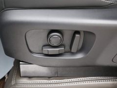 Land Rover Discovery 300PS S - ფოტო 13