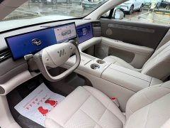 IM Motors Zhiji LS6 2026 Pure Electric Max - ფოტო 12