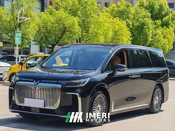 Voyah Lantu Dreamchaser PHEV AWD Luxury Kunpeng Edition