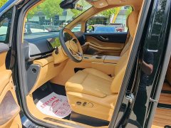 Voyah Lantu Dreamchaser PHEV AWD Luxury Kunpeng Edition - ფოტო 8