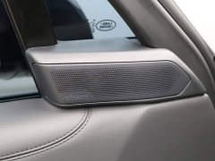 Land Rover Range Rover 2023 3.0L V6 400PS Grand Jubilee Extended Wheelbase - ფოტო 11