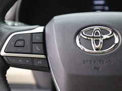 Toyota Gravia 2022 2.5L Hybrid Premium Edition - ფოტო 16