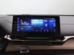 Toyota Gravia 2022 2.5L Hybrid Premium Edition - ფოტო 18
