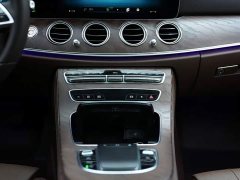 Mercedes-Benz E-Class 2022 Facelift E 260 L Sport - ფოტო 13