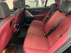 BMW 5 Series 530Li Luxury M Sport Package - ფოტო 10
