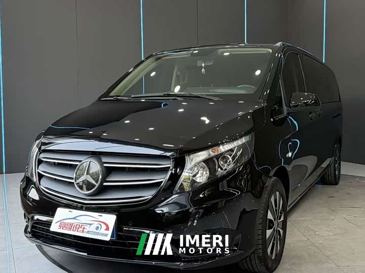 Mercedes-Benz Vito 2.0T Business Edition 7-Seater