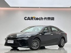 Toyota Camry 2024 Hybrid 2.0L HGVP Luxury - ფოტო 1