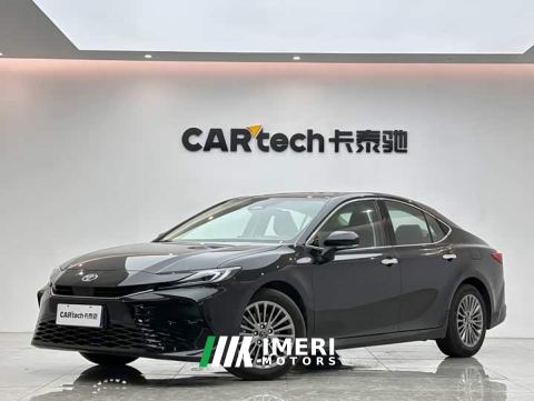 2025 Toyota Camry Hybrid 2.0L HGVP Luxury