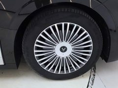 Voyah Lantu Dreamchaser PHEV AWD Flagship Kunpeng Edition - ფოტო 13