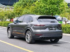 Porsche Cayenne 3.0T Platinum Edition - ფოტო 4