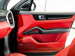 Porsche Cayenne New Energy Cayenne E-Hybrid 2.0T - ფოტო 16