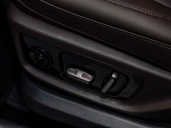 Li Auto Li Xiang MEGA Ultra - ფოტო 17