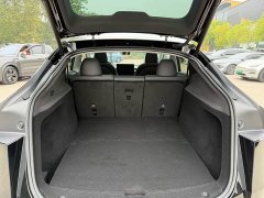 Tesla Model Y Long Range All-Wheel Drive - ფოტო 14