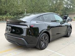 Tesla Model Y Long Range All-Wheel Drive - ფოტო 19