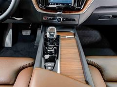 Volvo XC60 2025 B5 AWD Smart Remote Luxury Edition - ფოტო 12