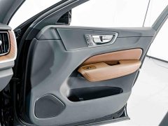 Volvo XC60 2025 B5 AWD Smart Remote Luxury Edition - ფოტო 13