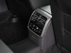 Volkswagen Magotan 2024 2 Million Units Celebration Edition 330TSI DSG Luxury - ფოტო 18