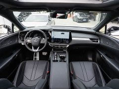 Lexus RX 500h AWD F SPORT Performance - ფოტო 13