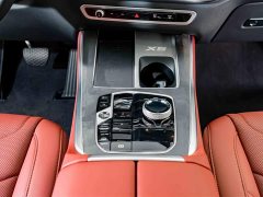 BMW X5 Facelift xDrive 30Li M Sport Exclusive Night Edition Package - ფოტო 15