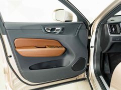 Volvo XC60 2023 B5 AWD Smart Luxury Edition - ფოტო 16