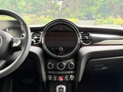 BMW MINI 2023 Facelift 1.5T COOPER Artist - ფოტო 16