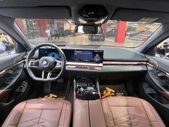 BMW 5 Series 530Li Luxury M Sport Package - ფოტო 7