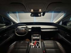 Lincoln Navigator 2.0T AWD Prestige - ფოტო 9