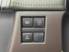 Toyota Vellfire 2024 Crown Hybrid 2.5L Executive Premier Edition - ფოტო 19