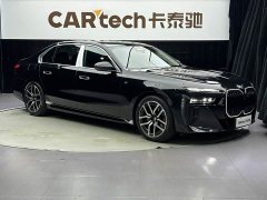 BMW 7 Series 735Li M Sport Package - ფოტო 2