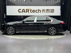 BMW 7 Series 735Li M Sport Package - ფოტო 4