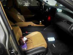 Lexus ES 300h Premium Edition - ფოტო 2