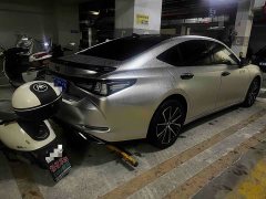 Lexus ES 300h Premium Edition - ფოტო 4