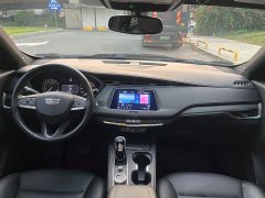 Cadillac XT4 28T FWD Luxury - ფოტო 13