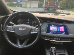 Cadillac XT4 28T FWD Luxury - ფოტო 14