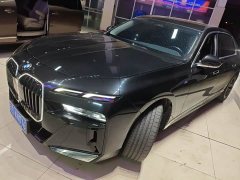 BMW 7 Series 735Li M Sport Package - ფოტო 1