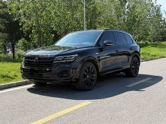 Volkswagen Touareg 3.0TSI Sharp Respect 20th Anniversary Special Edition - ფოტო 1