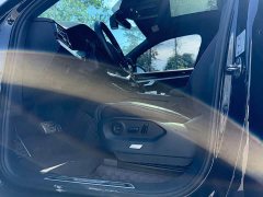 Volkswagen Touareg 3.0TSI Sharp Respect 20th Anniversary Special Edition - ფოტო 8