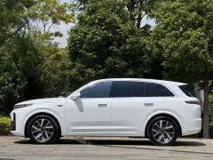 Li Auto L7 Pro - ფოტო 10