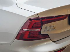 Volvo S60 B4 Smart Luxury Edition - ფოტო 7