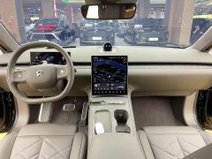 NIO ET7 100kWh Executive Signature - ფოტო 11