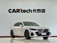 BMW 5 Series 530Li Premier M Sport Package - ფოტო 3