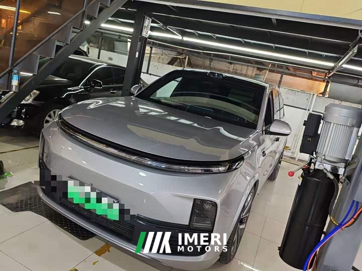 Li Auto L9 2022 Max - ავტომობილი ჩინეთიდან