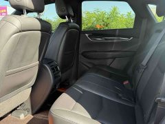 Cadillac XT5 2.0T AWD Luxury - ფოტო 6