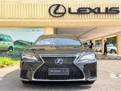 Lexus LS 500h Premier - ფოტო 3