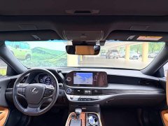 Lexus LS 500h Premier - ფოტო 4