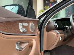 Mercedes-Benz E-Class New Energy 2022 E 350 e L Plug-in Hybrid Sedan - ფოტო 9