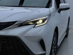 Toyota Gravia 2024 2.5L Hybrid Luxury - ფოტო 2