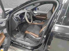 Volvo XC90 B6 Inscription Luxury 7-Seater - ფოტო 3