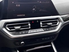 BMW 3 Series 325Li M Sport Package - ფოტო 17